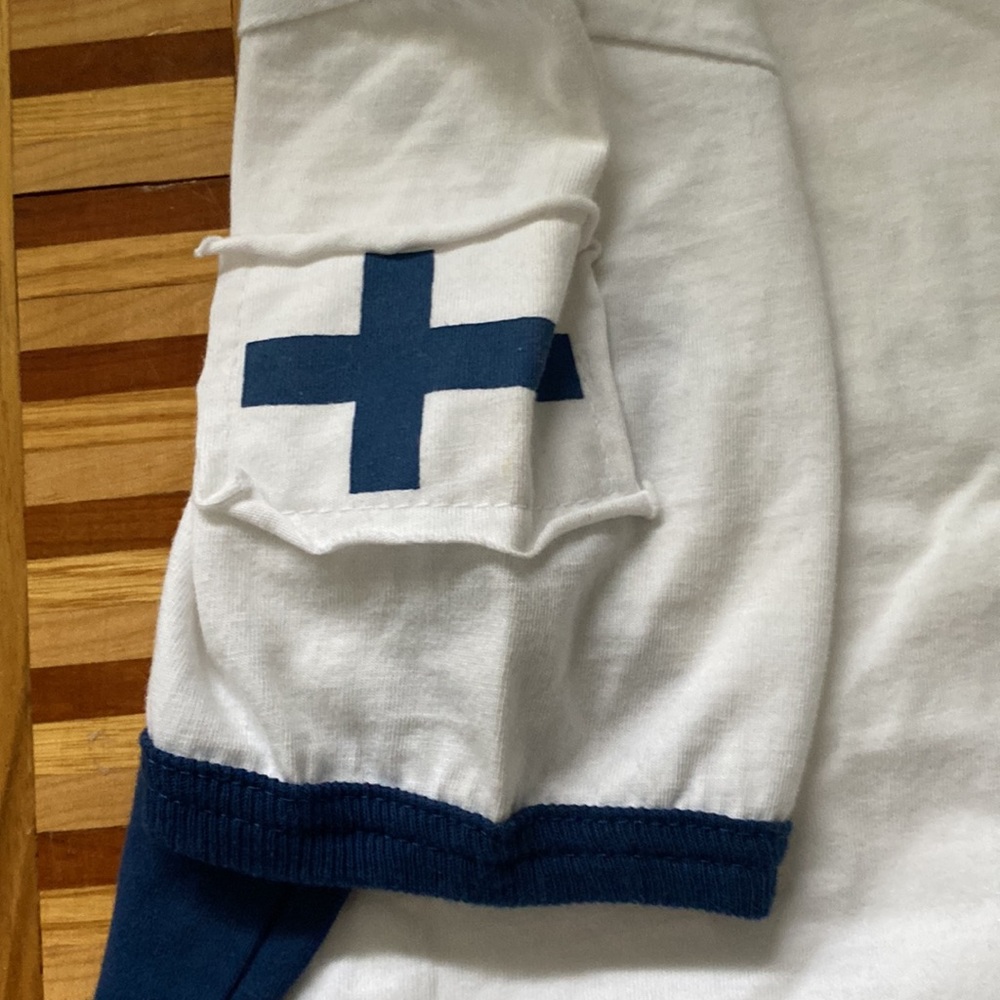 Finland white with navy short sleeved t shirt S - Picture 3 of 5